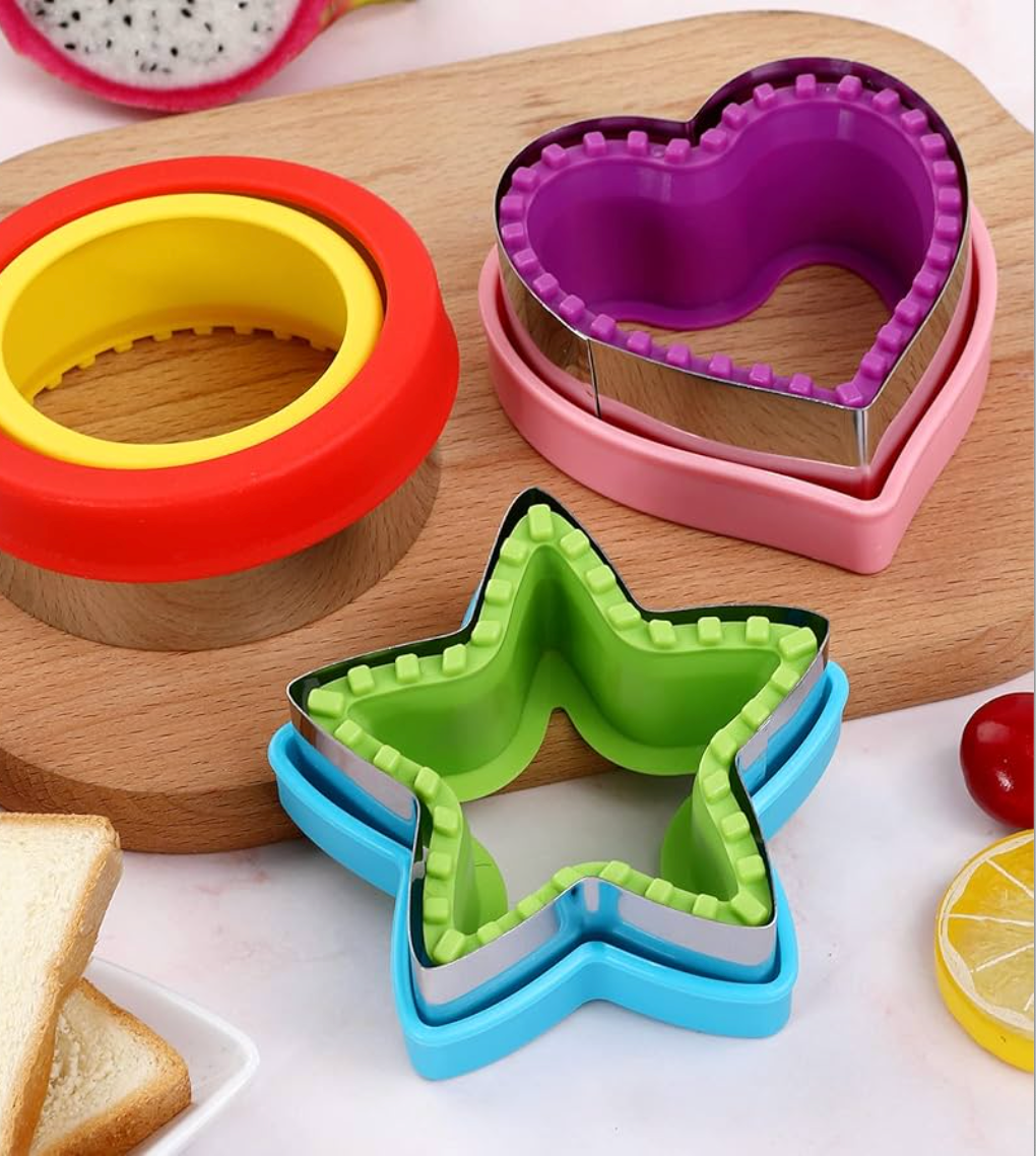 Yumbox 3 v 1 vykrajovátko na sendviče srdce nerez