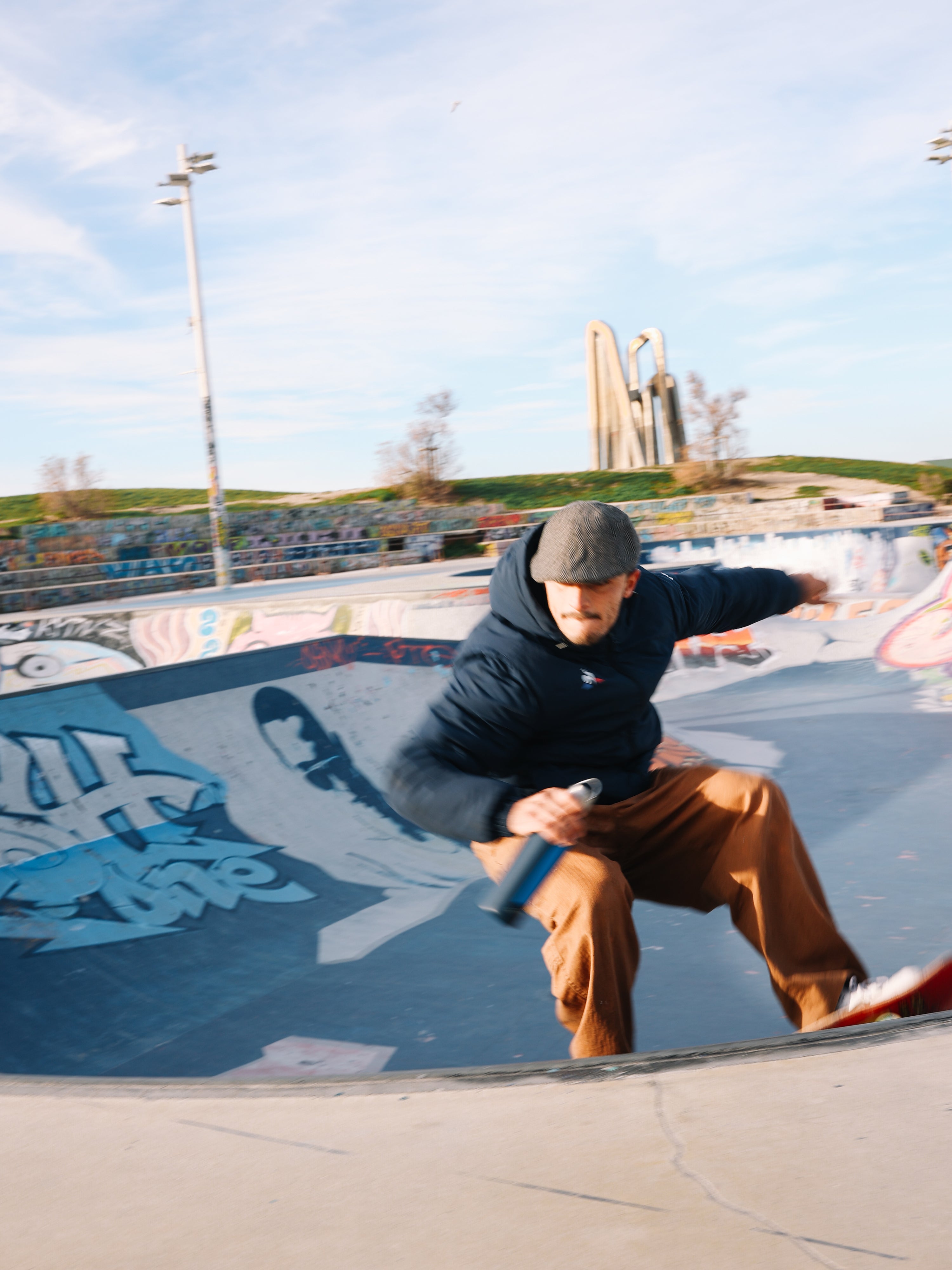 Qwetch Active Skate termoláhev 600 ml Skate Bowl