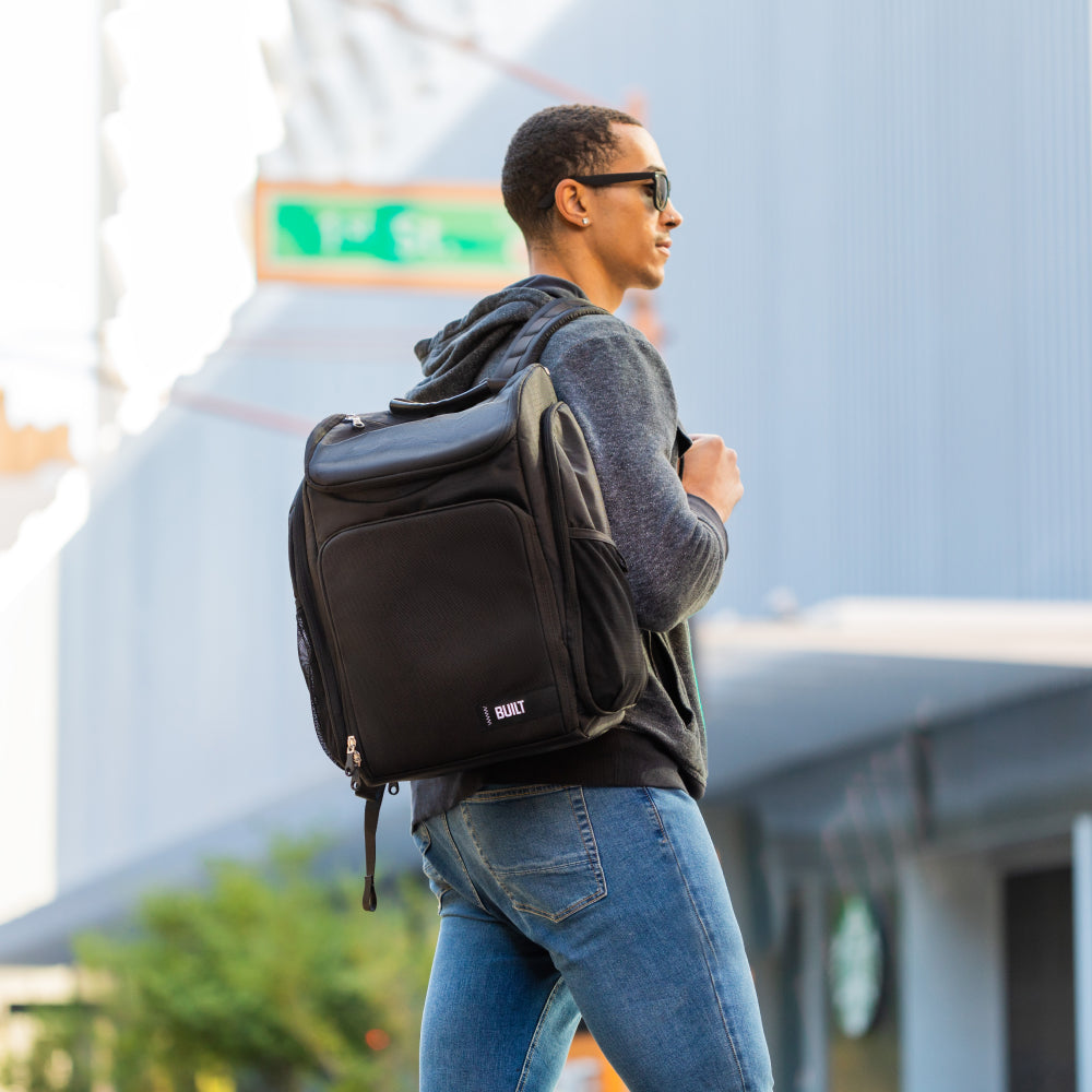BUILT New York All-In batoh černý na 16″ notebook