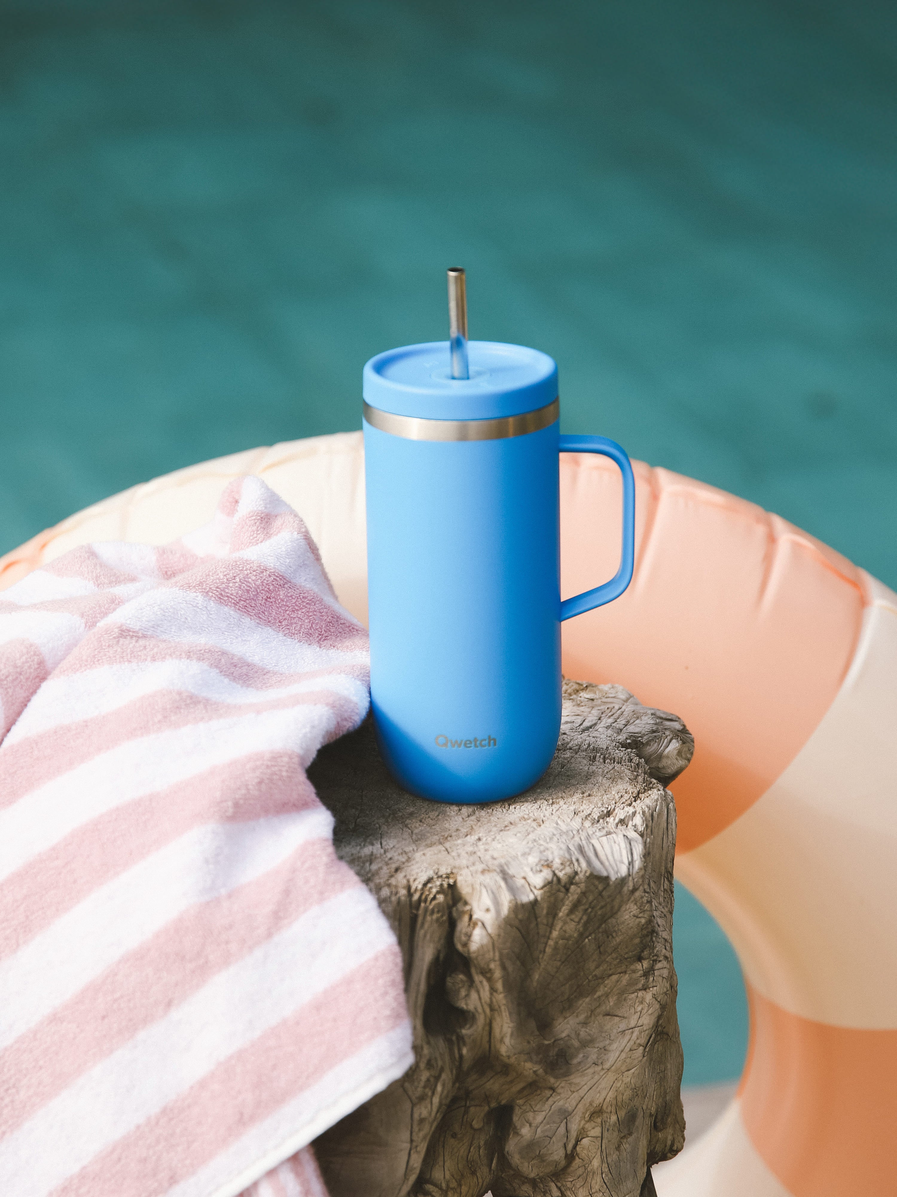 Qwetch Cold Cup Pop Azur kelímek 600 ml s brčkem