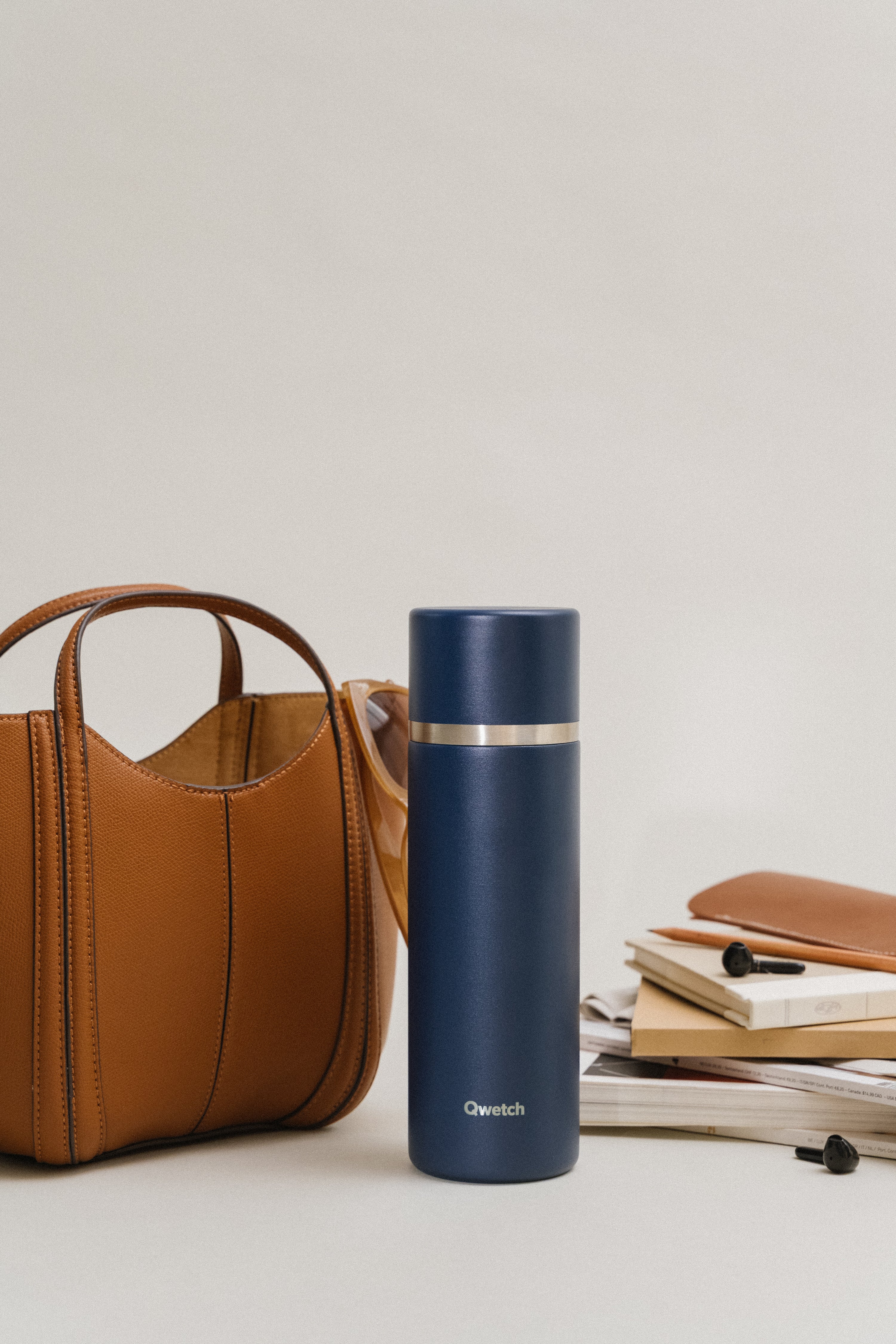Qwetch Thermo termoska 750 ml noční modř nerez