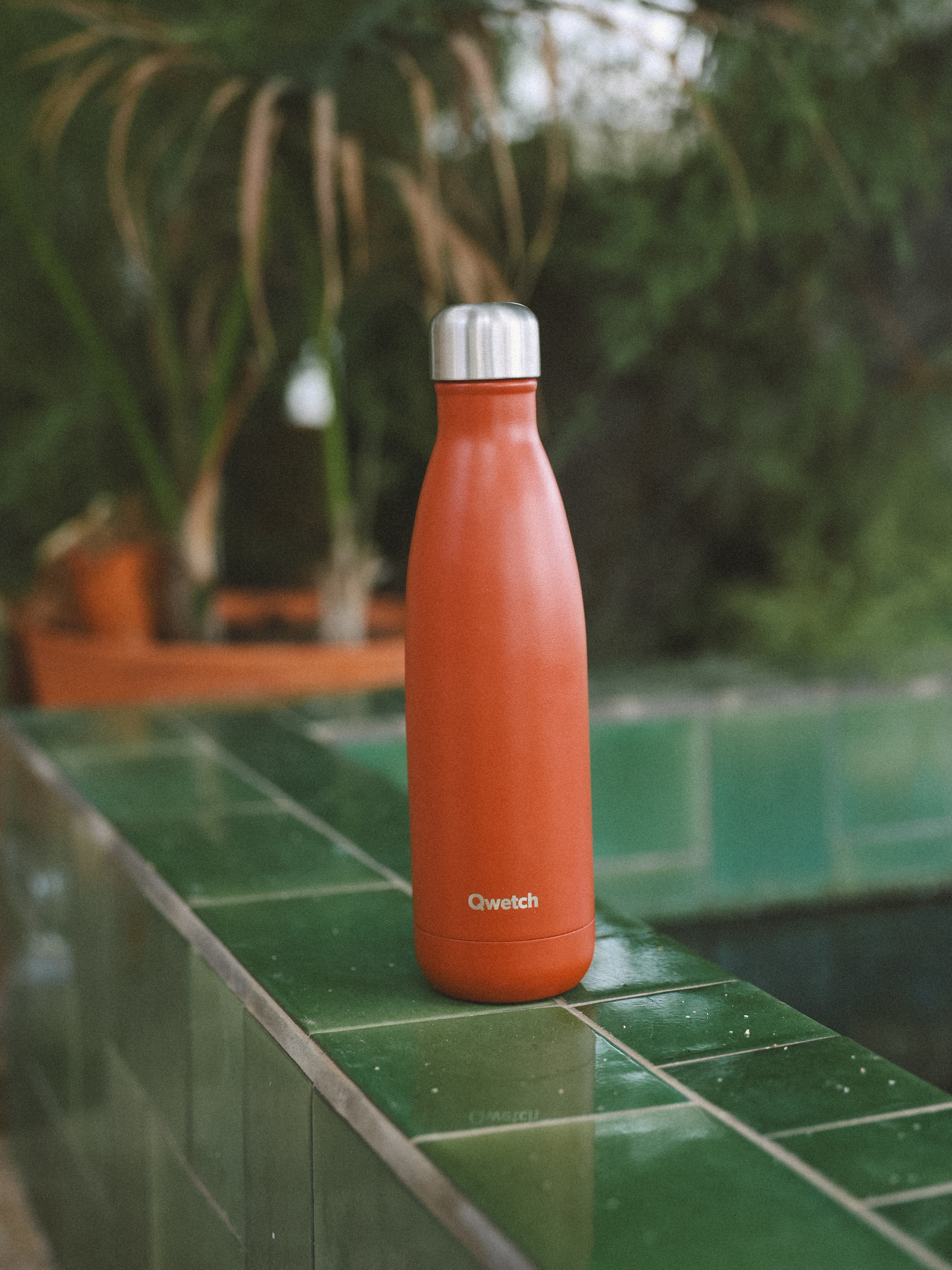 Qwetch Originals Matt Terracotta termo láhev 500 ml