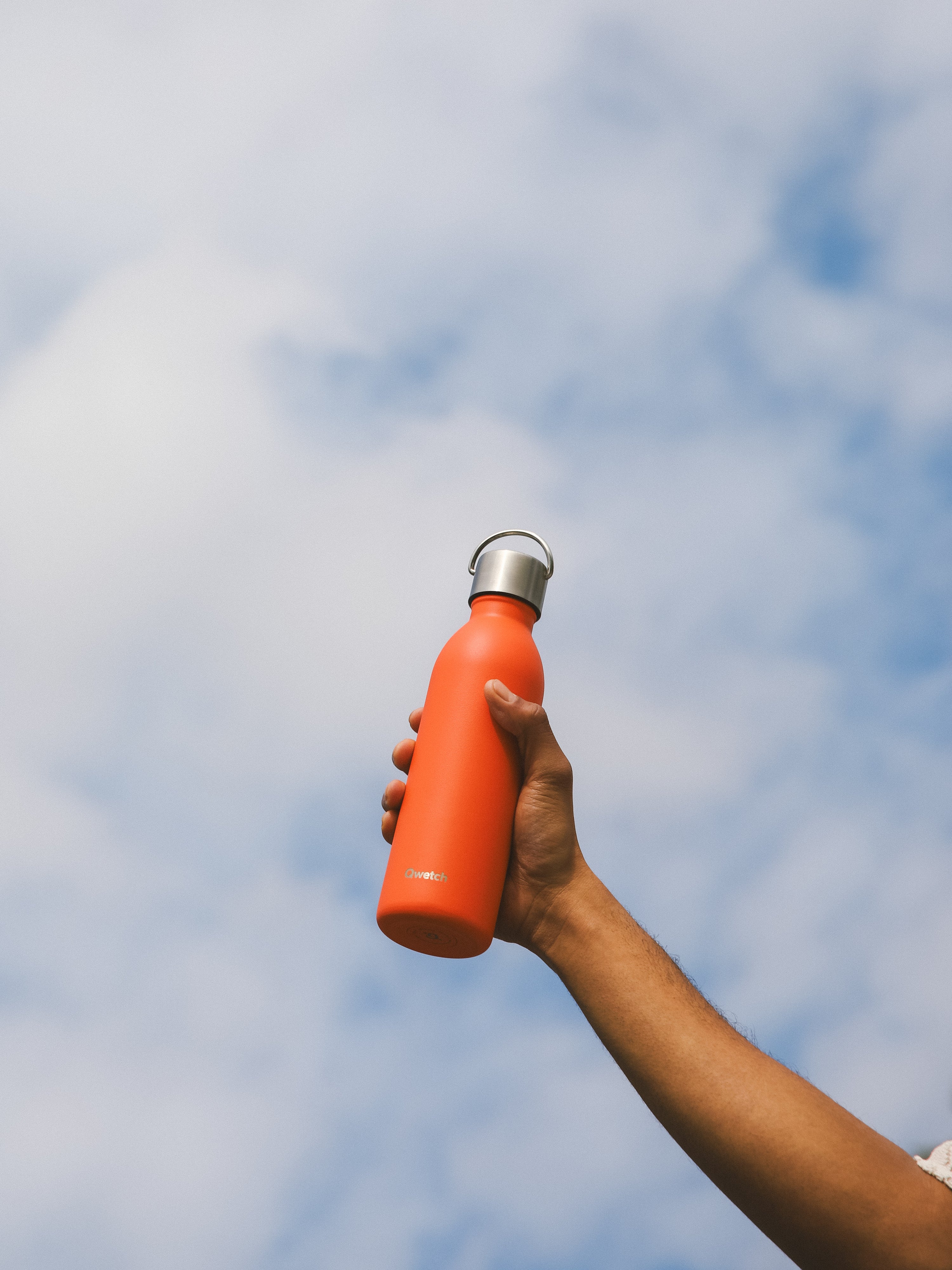 Qwetch Active Matt Orange termoláhev 600 ml oranžová nerez