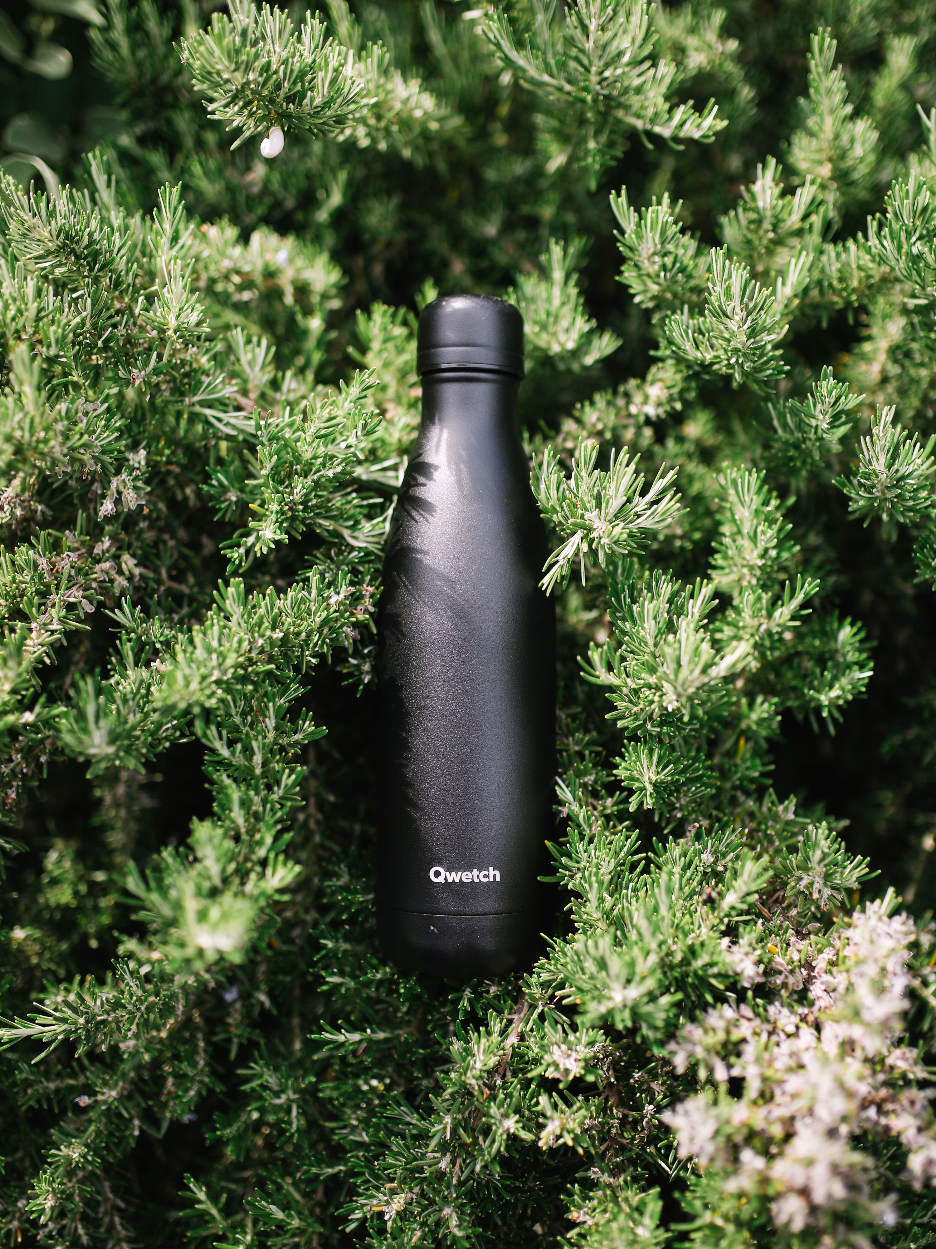 Qwetch Originals All Black termo láhev 500 ml matná černá