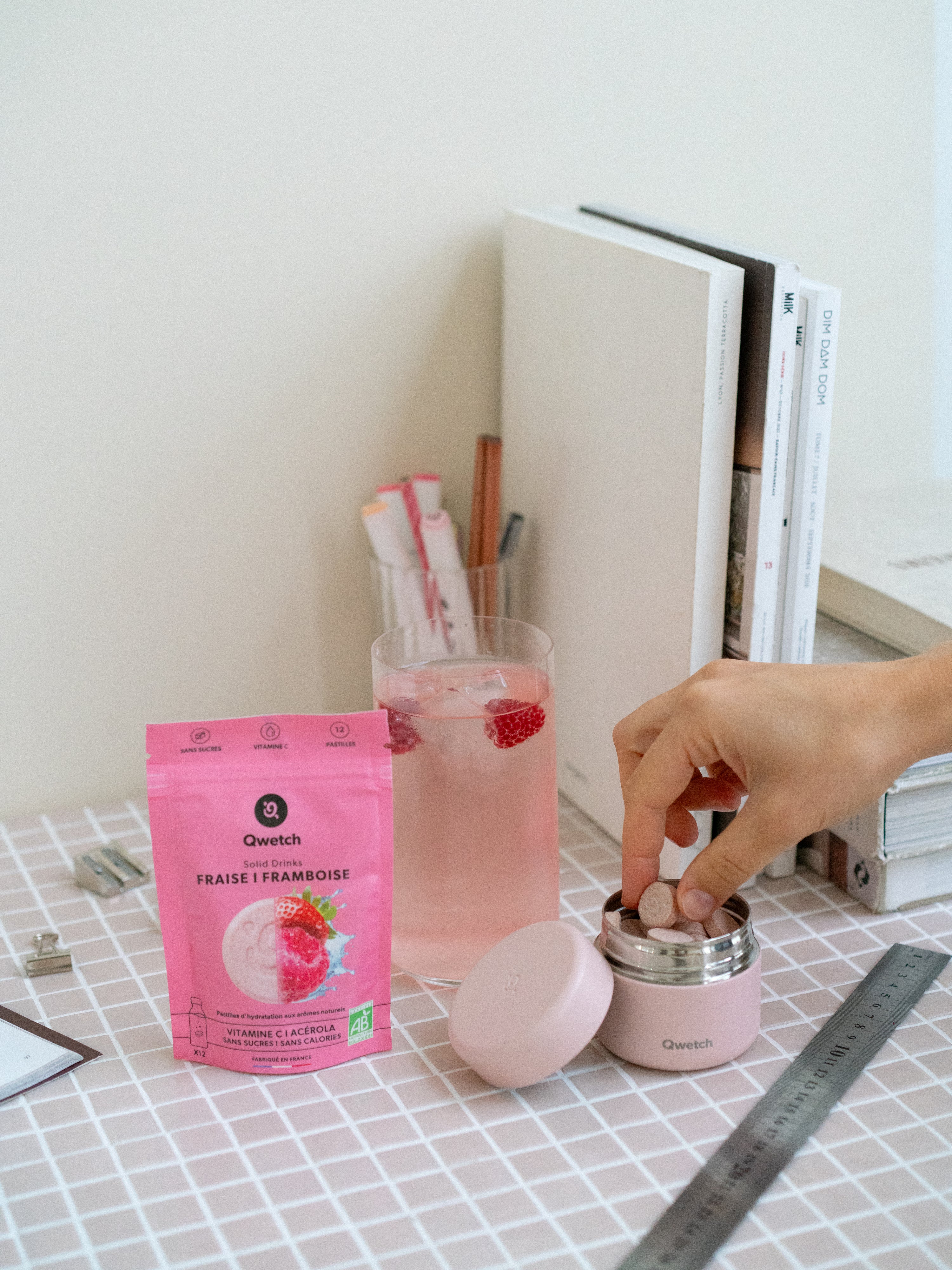 Qwetch Solid Drinks Routine Box Pastel Rose sada jahoda