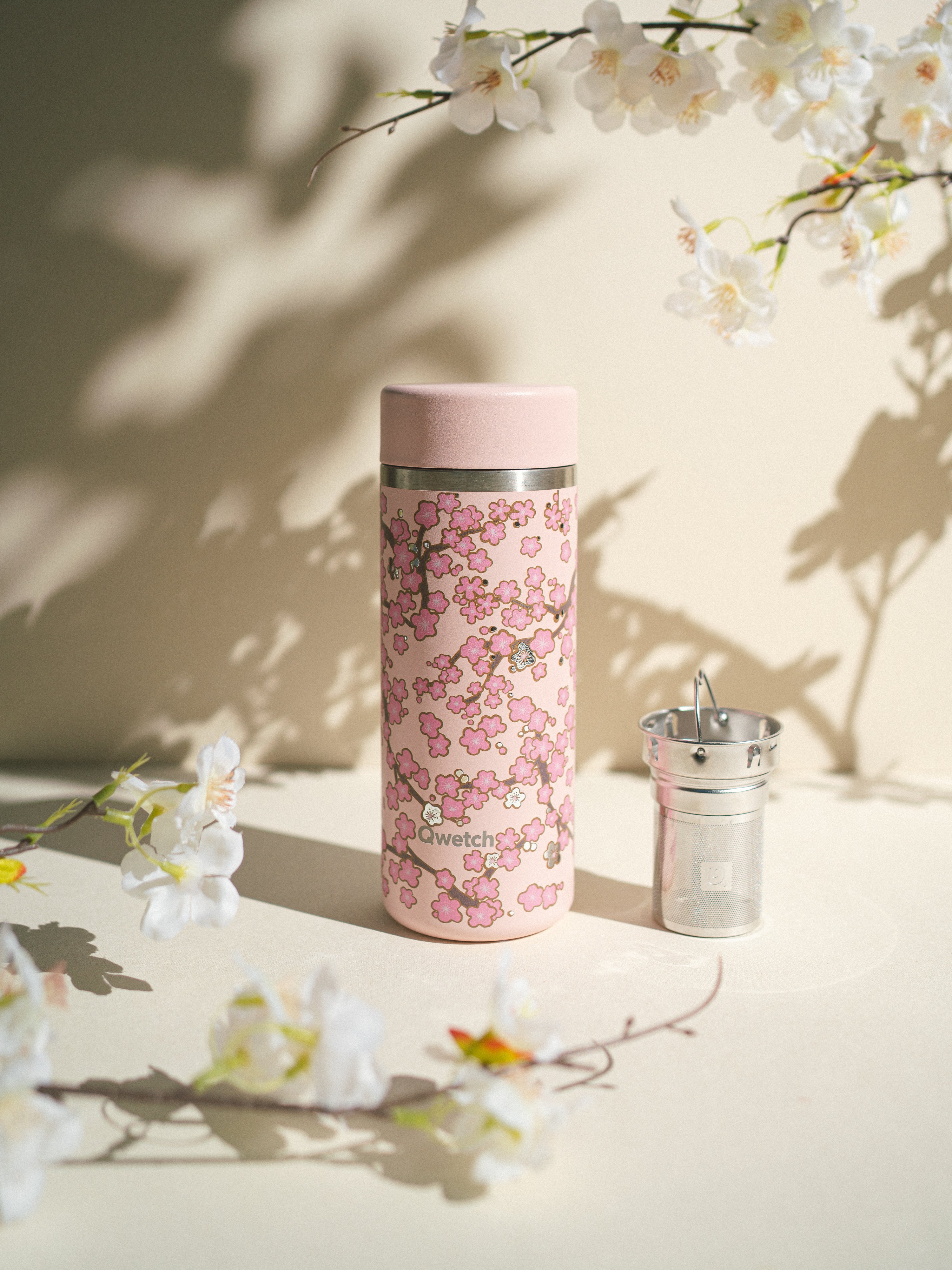 Qwetch Flowers Pastel Rose termokonvice 400 ml izolační
