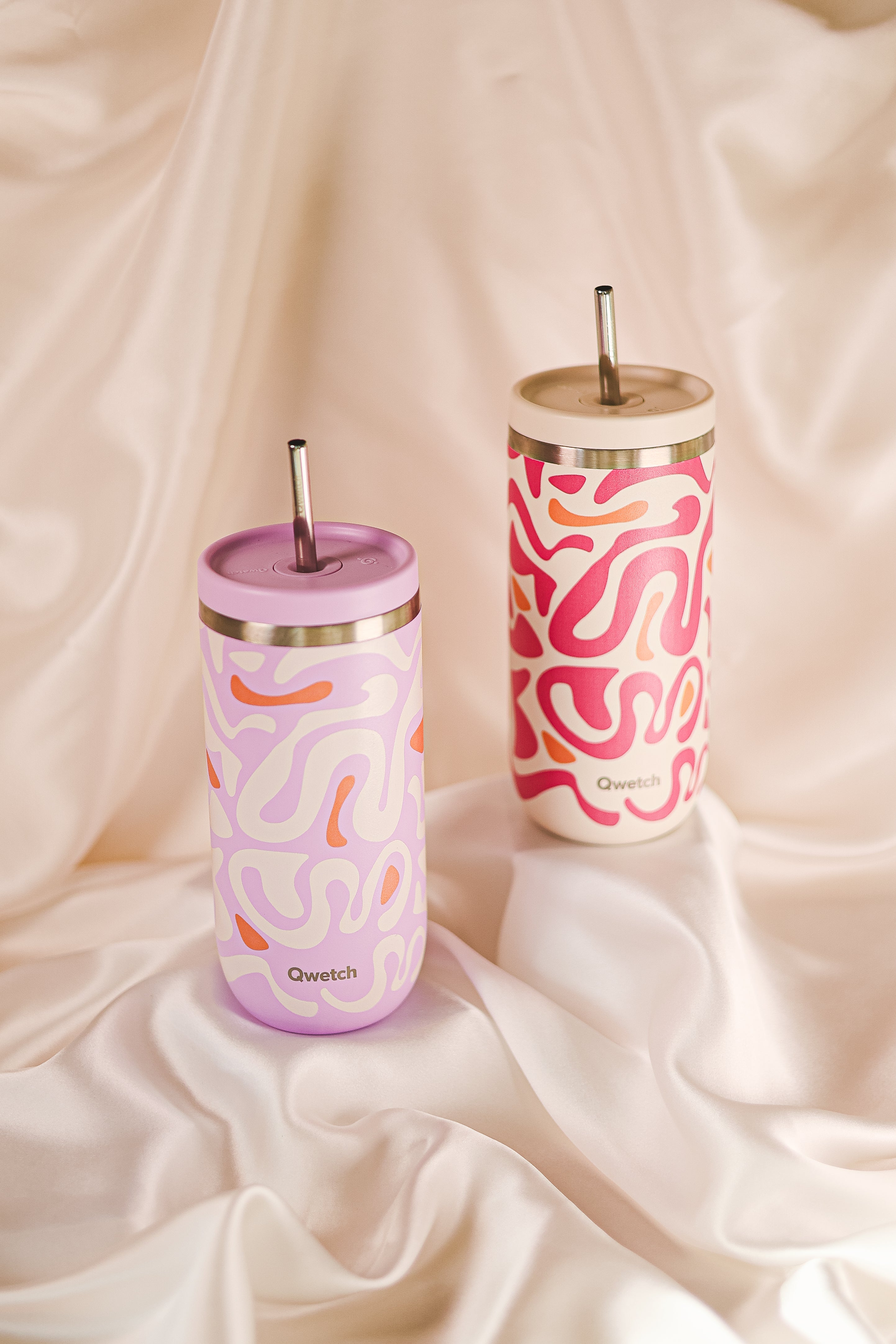 Qwetch Cold Cup Waves termohrnek 600 ml levandulový s brčkem