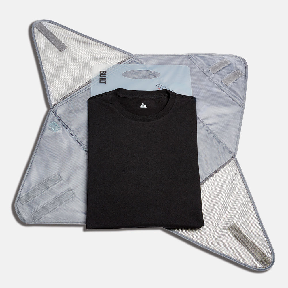 BUILT New York Shirt Folding Cube kostka na košile s deskou