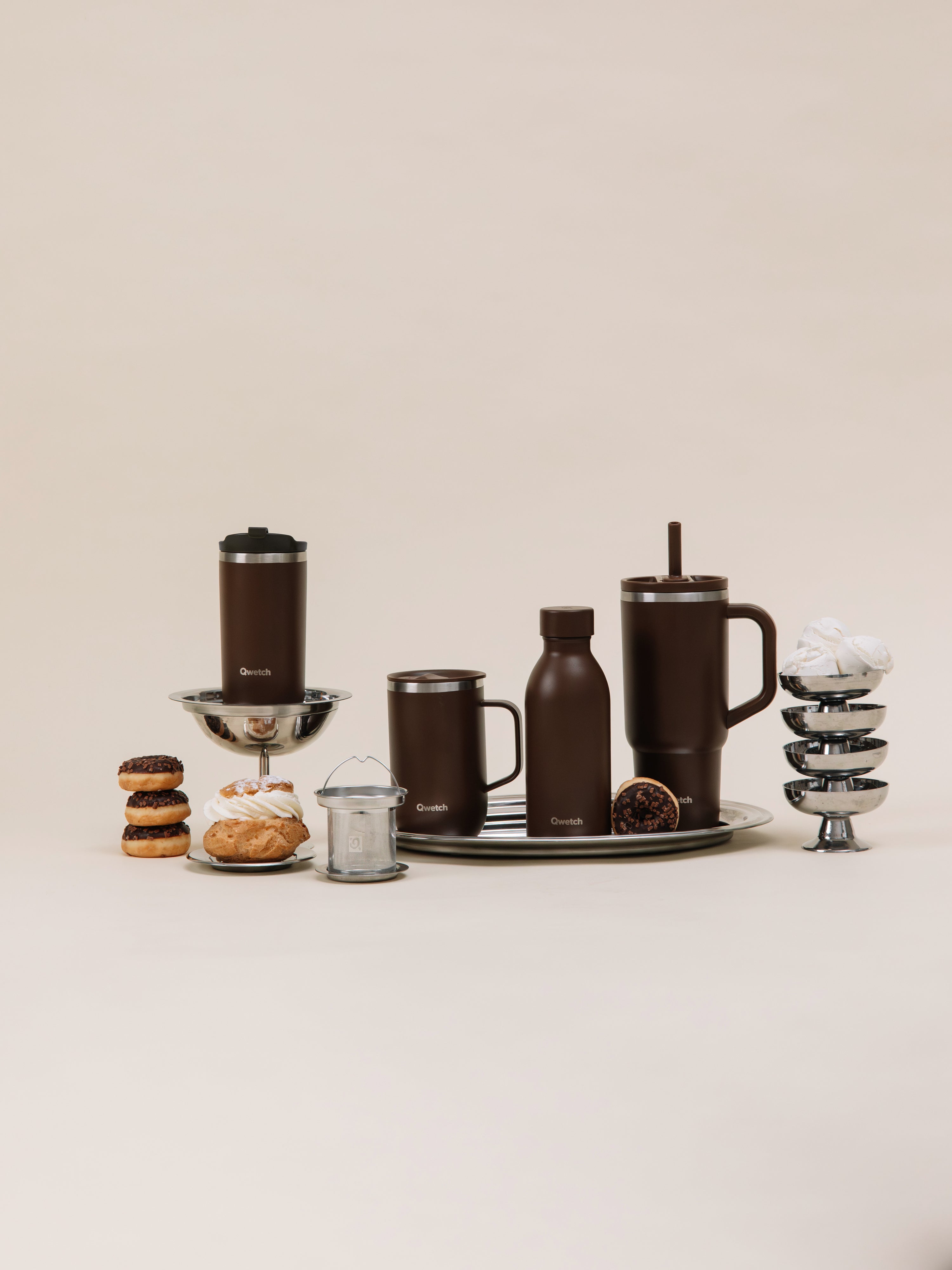 Qwetch Travel Cup Matt Chocolat termohrnek 900 ml