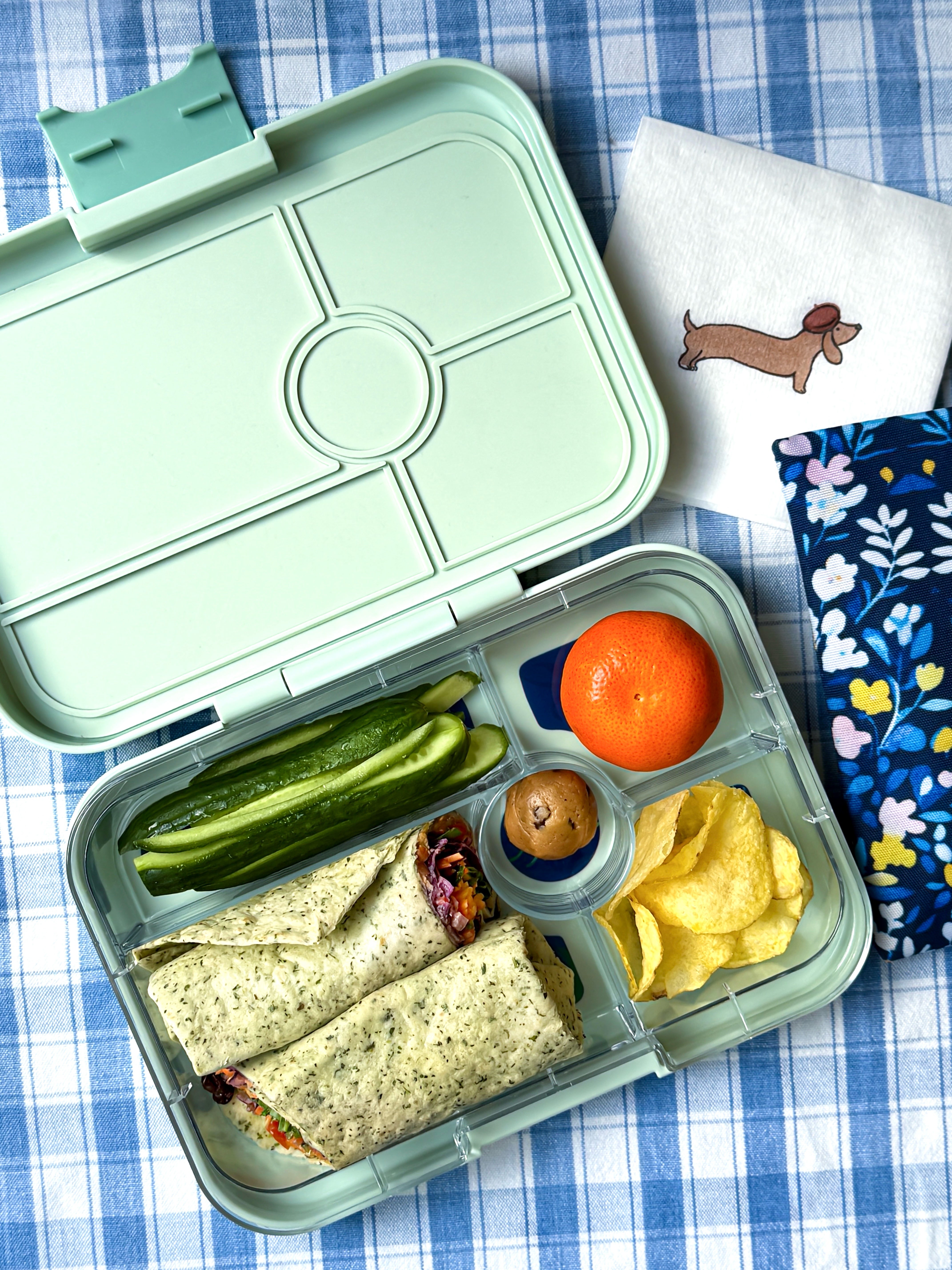 Yumbox Tapas Pistachio Jungle svačinový box 5 přihrádek