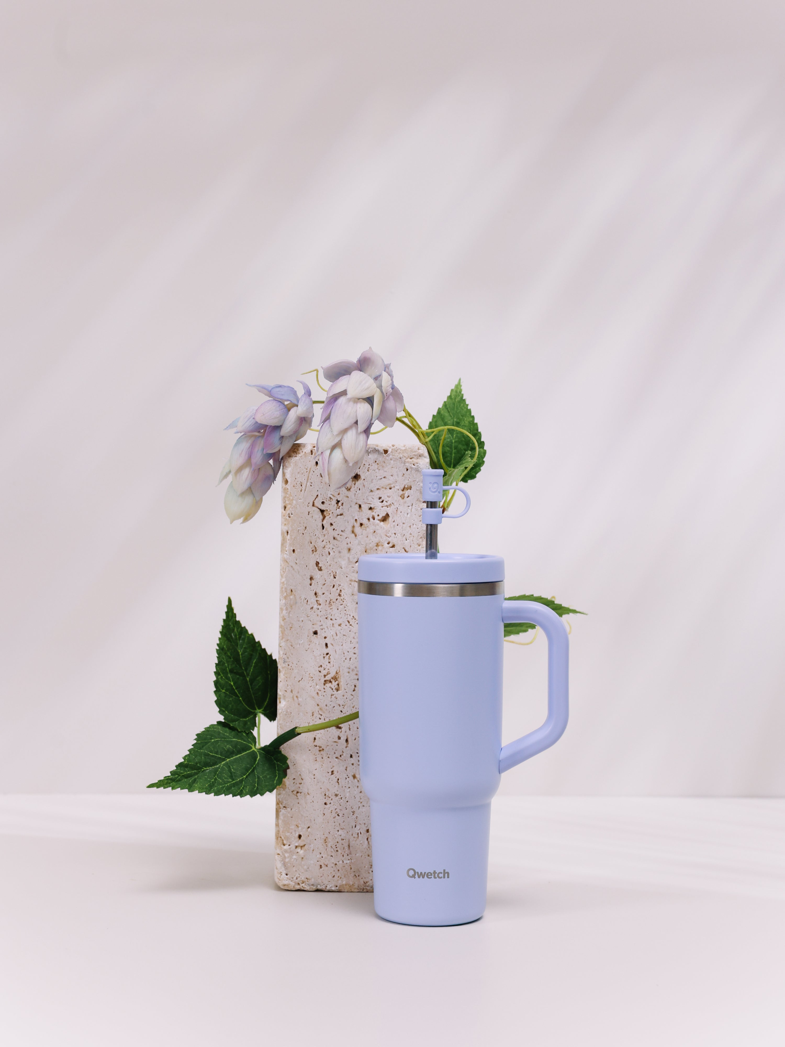 Qwetch Travel Cup termohrnek Matt Glycine 900 ml s brčkem