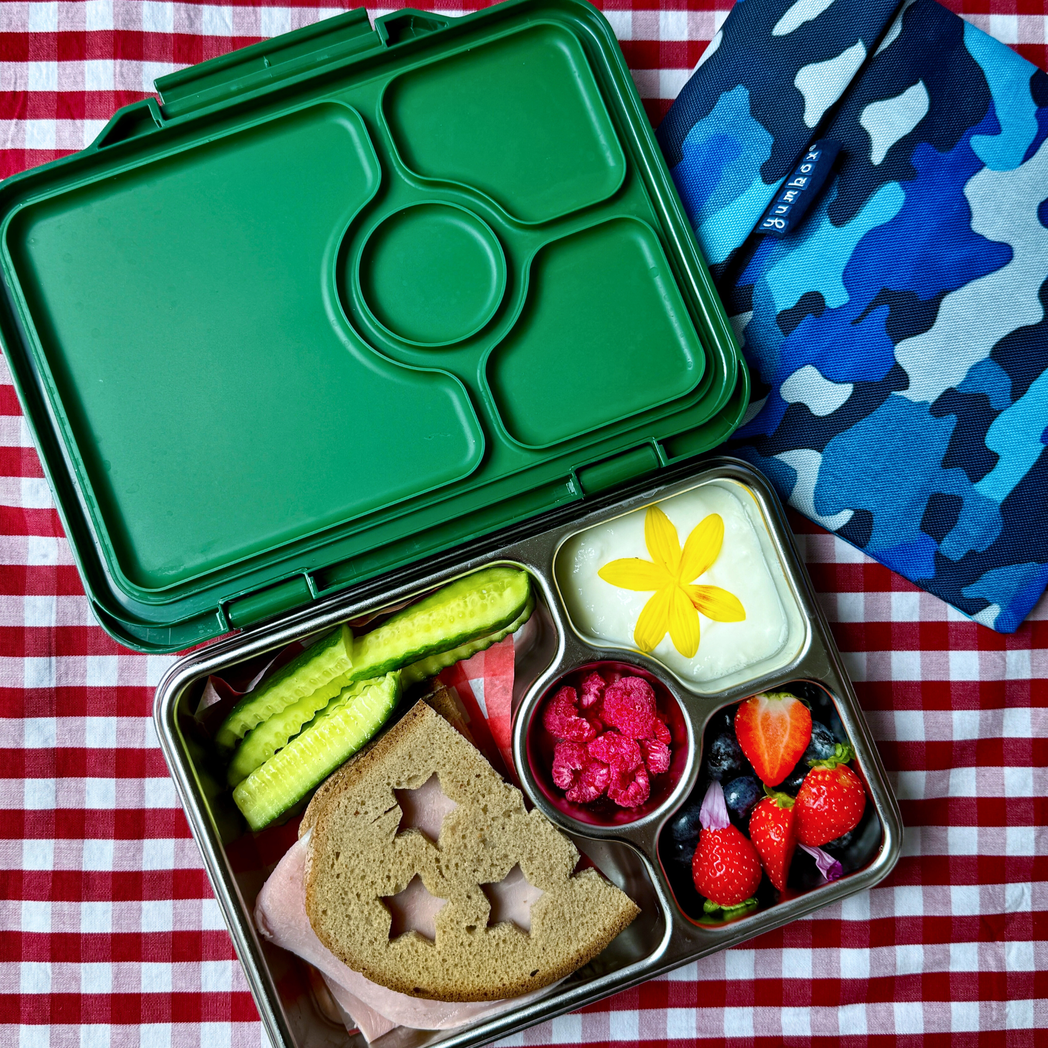 Yumbox Prêt svačinový box nerez zelený Dublin