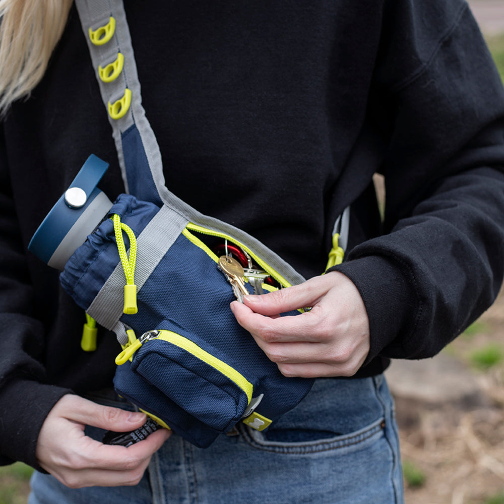 BUILT New York Sling obal na lahev navy lime