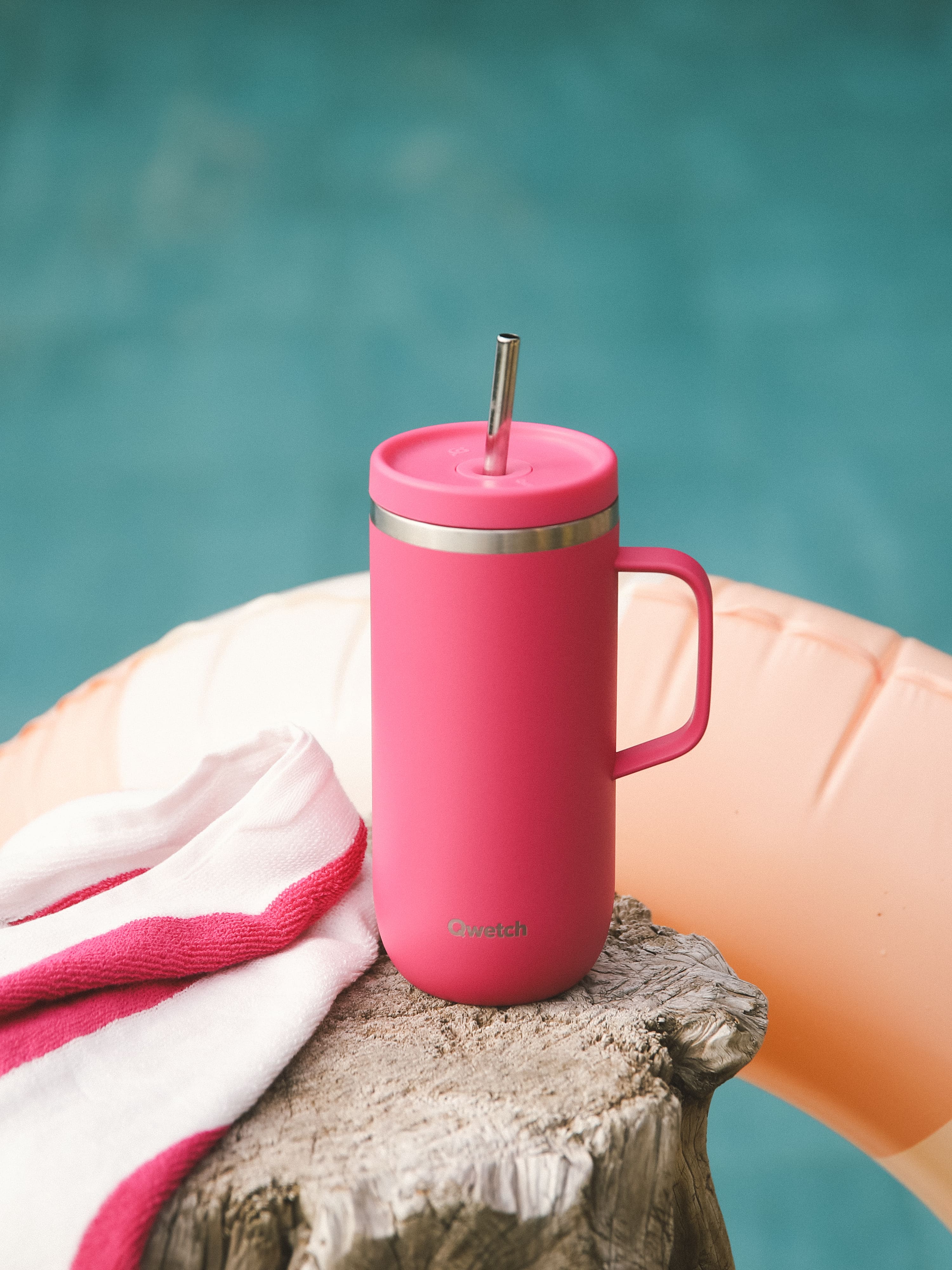 Qwetch Cold Cup termohrnek 600 ml pop magenta s uchem