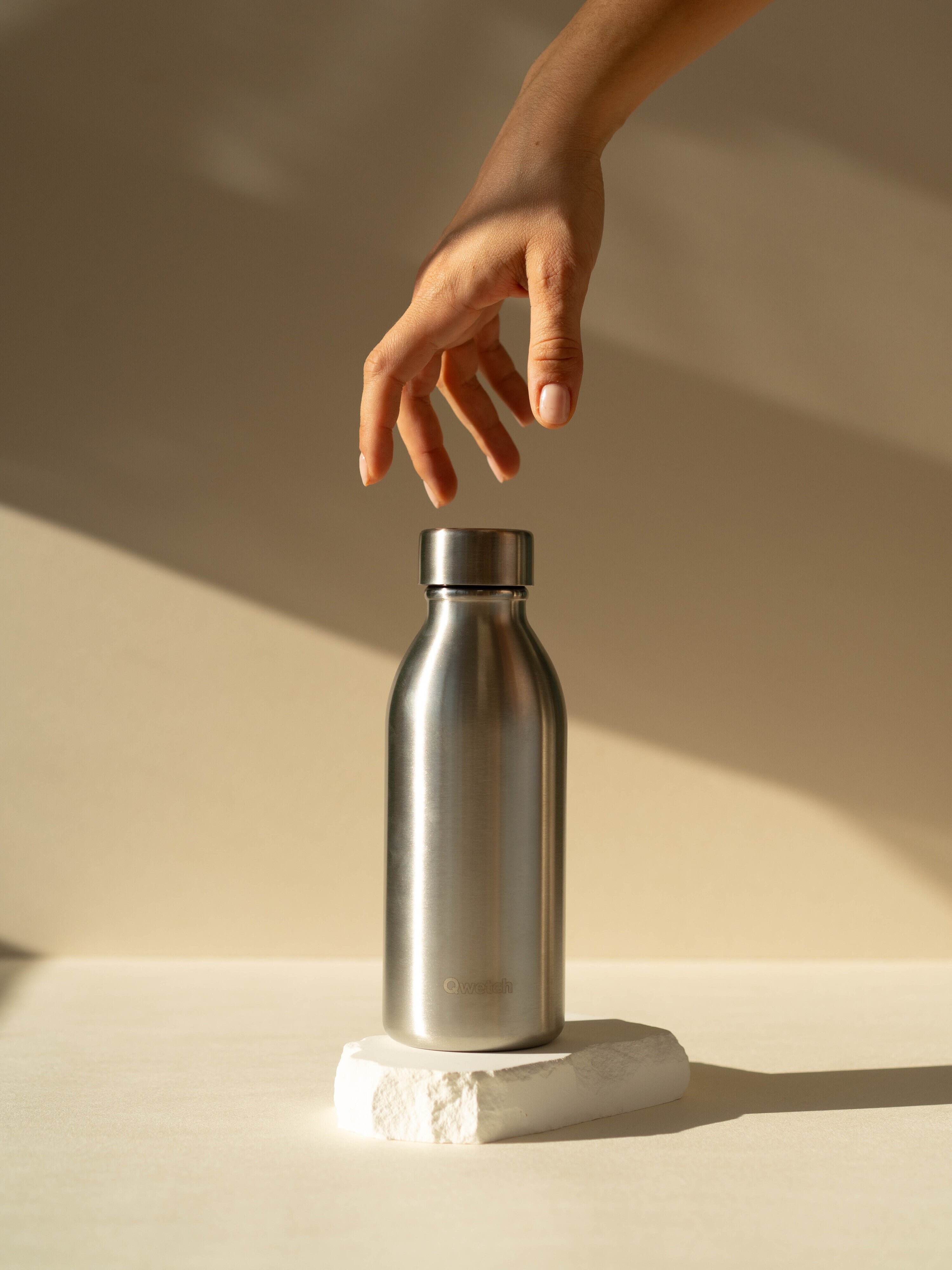Qwetch Icon Inox nerezová termoláhev 500 ml dvoustěnná do myčky