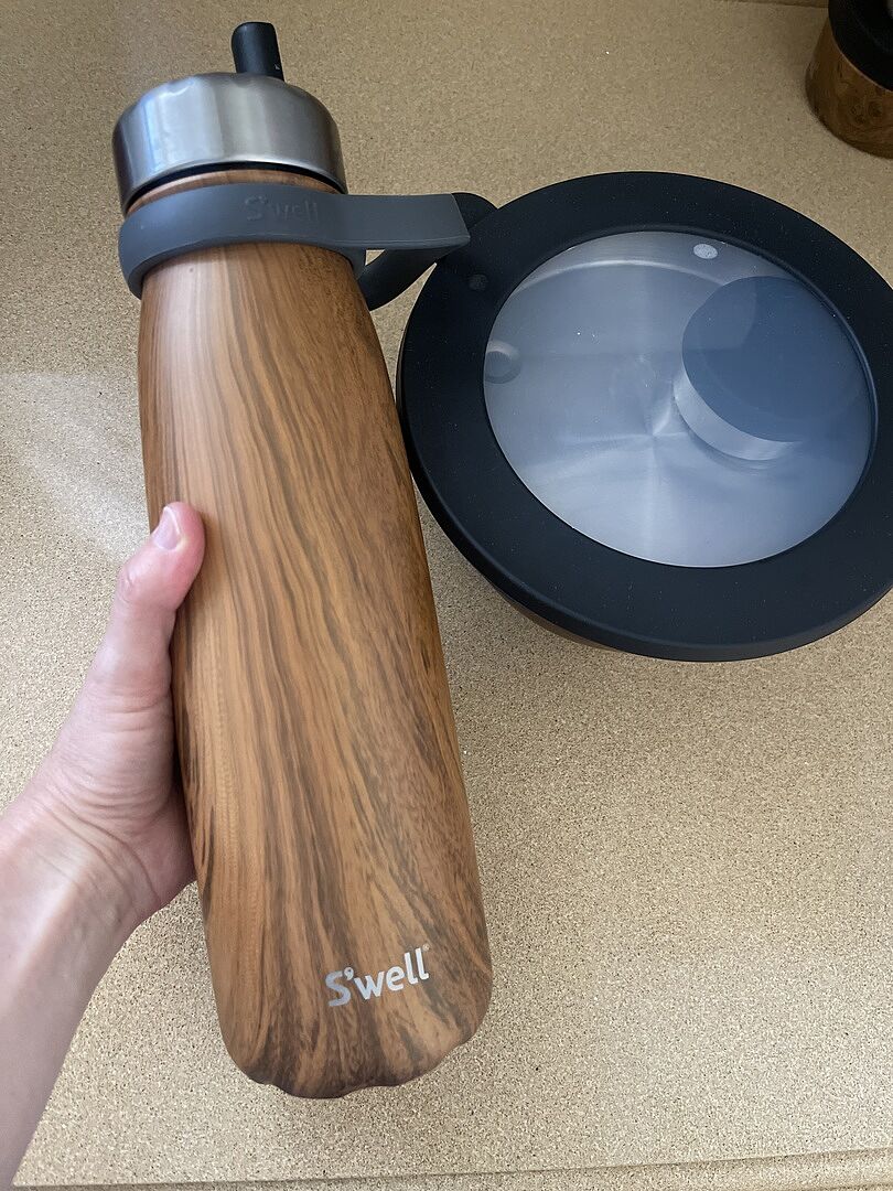 S'well Traveler 24oz cestovní láhev Onyx 710 ml s madlem