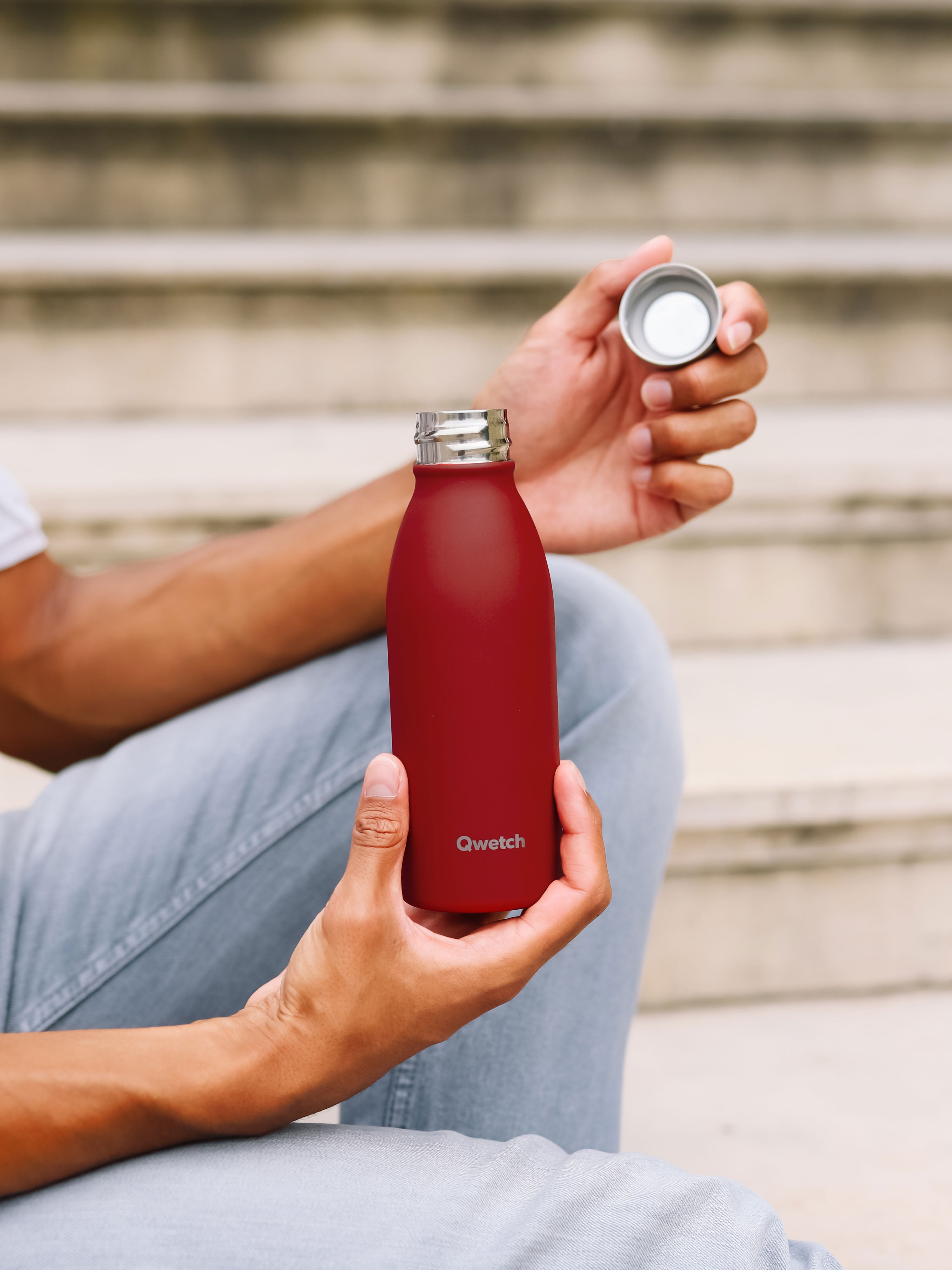 Qwetch One Granite Rouge láhev 500 ml jednostěnná