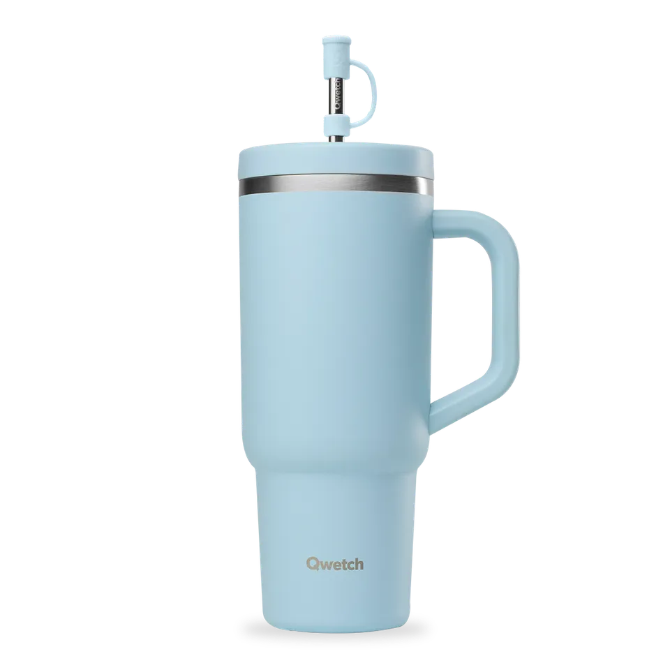 Qwetch Travel Cup Pastel Bleu termohrnek 900 ml s brčkem