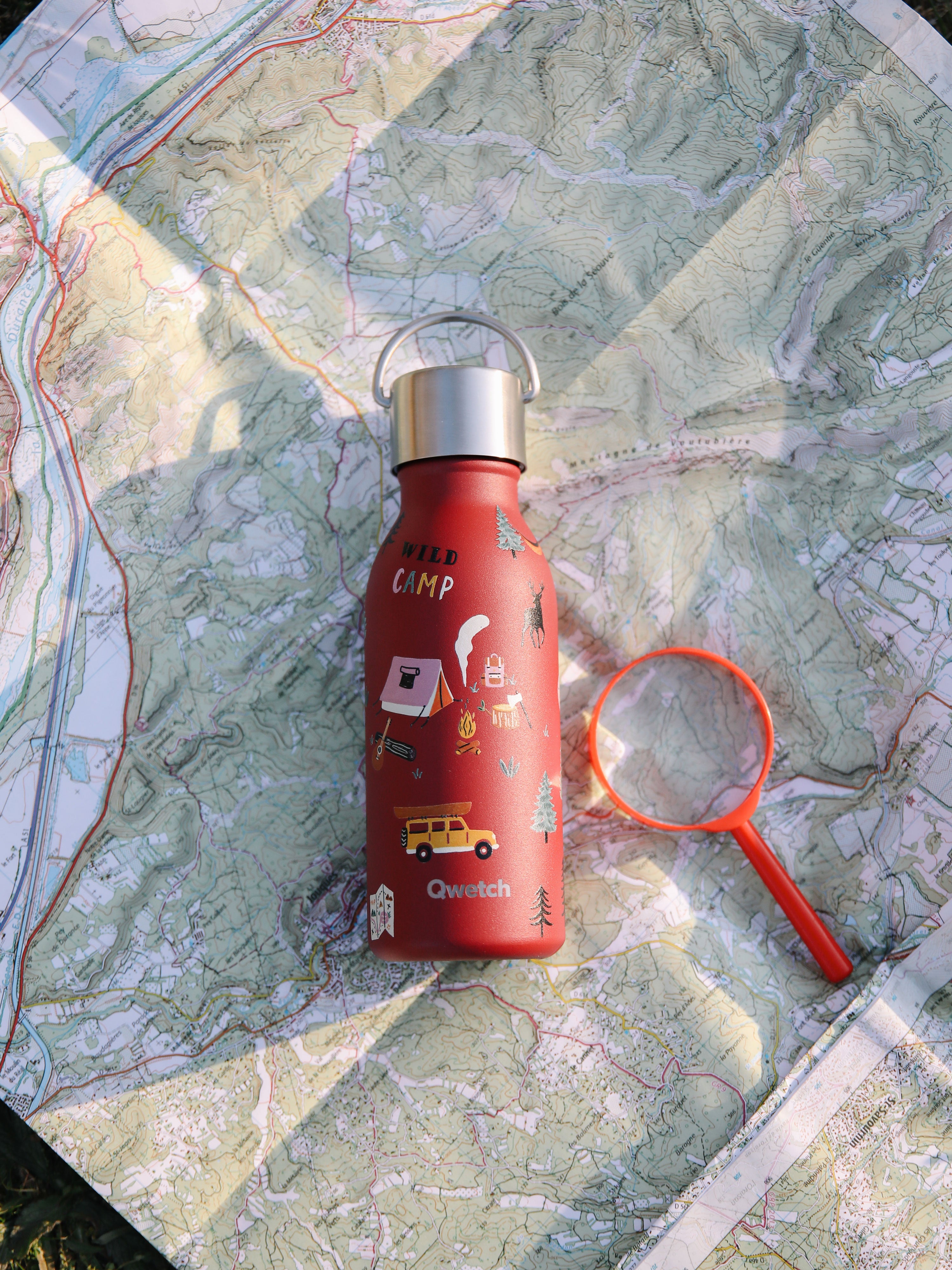 Qwetch Kids Yosemite bordó termoláhev 350 ml s brčkem